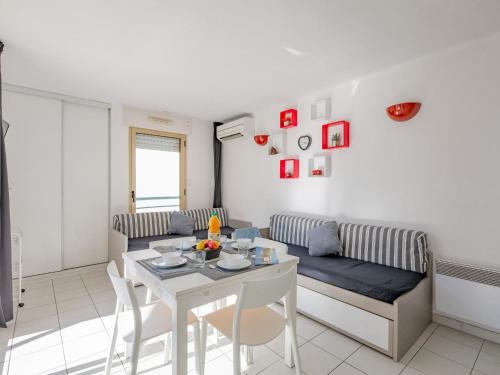 Apartment L'Open-5 by Interhome