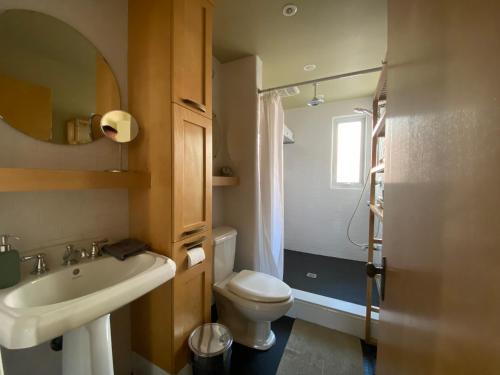 Kylpyhuone majoituspaikassa Les 3 Chambres