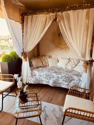 Photo de la galerie de l'établissement Maison de village, à Paulhan