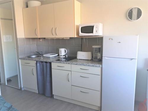 Photo de la galerie de l'établissement Studio 116, Port Vénus au village naturiste, au Cap d'Agde