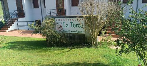 Gallery image of La CASUCA ENTRE TINAS in Pesués