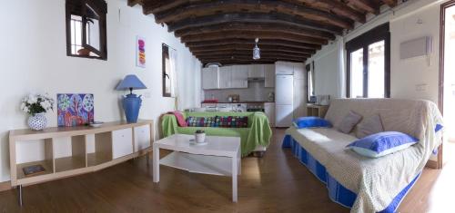 El Patio de Mi Casa