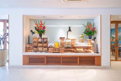 Mad på resortet eller i nærheden