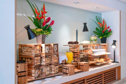 Mad på resortet eller i nærheden