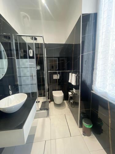 Un baño de Laura Rooms