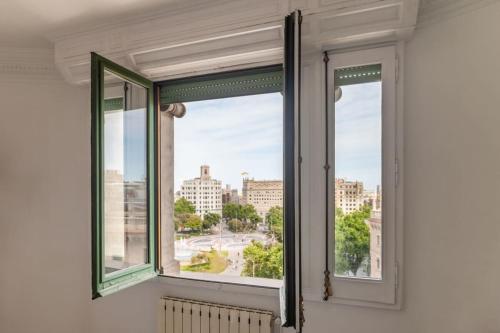 The Collection Barcelona - Pl Catalunya Amazing 5Bd apartment for 14 guests