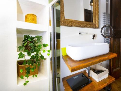 Italstay - Canonica Attic Apartment