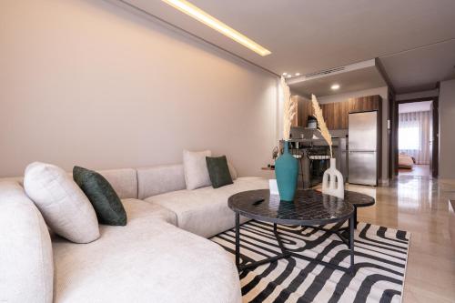 Zona de estar de Luxoria by ShortStayMaroc, Studio Moderne et Chic, Parking, Quartier Central