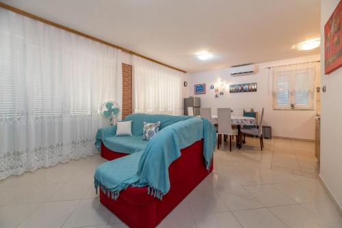 Apartments with parking space Baska, Krk - 22407