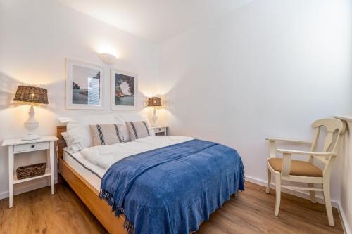 Apartments with parking space Baska, Krk - 22408