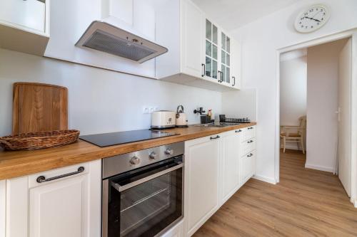 Apartments with parking space Baska, Krk - 22408