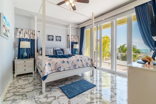 Llit o llits en una habitació de Playa Goma
