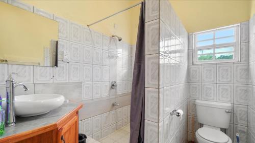 Salle de bains dans l'établissement Your roomy comfortable place K4