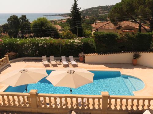 Villa 5 pièces + appart, piscine privée, clim, proche plages - FR-1-780-16