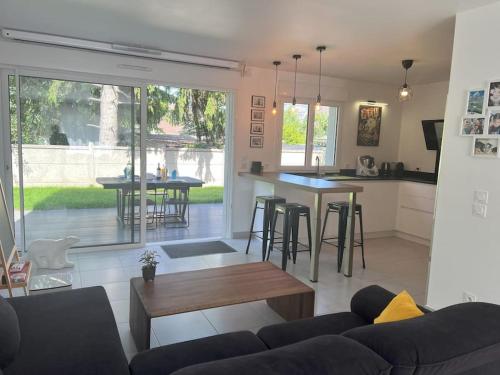 Maison moderne à 25 minutes du centre Paris et JO 2024