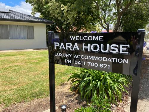 a sign for a tarra house in a yard at Para House, Tanunda. In the heart of The Barossa Valley!. in Tanunda