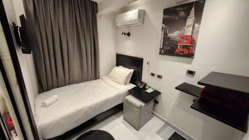 Helio Cairo Hotelにあるベッド