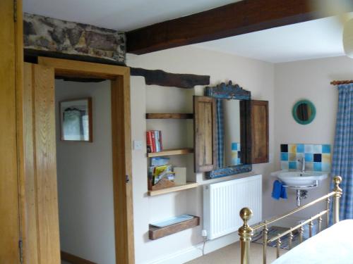 Η κουζίνα ή μικρή κουζίνα στο Sockbridge Mill Bed and Breakfast