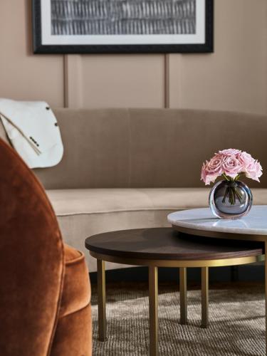 Et opholdsområde på The Lana - Dorchester Collection