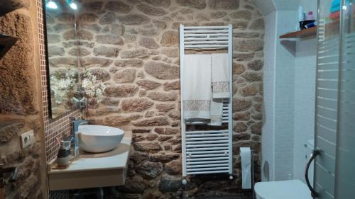Vonios kambarys apgyvendinimo įstaigoje Casa Torres Casa para 6 cerca del mar