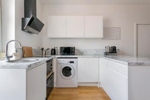 Köök või kööginurk majutusasutuses Hamac Suites - Bellecour- Joli T2 hyper Centre