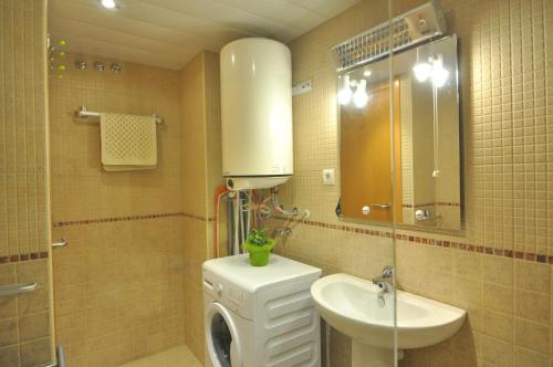 Kúpeľňa v ubytovaní RNET - 402 - Porto Marina - Roses Costa Brava