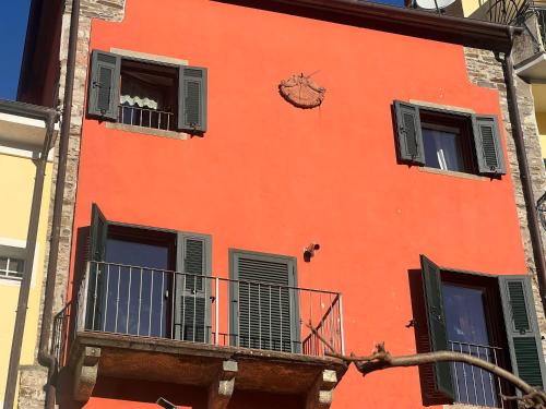 Το κτήριο όπου στεγάζεται  η παραθεριστική κατοικία