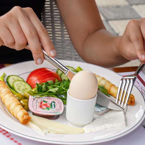 Makanan di atau berdekatan aparthotel ini