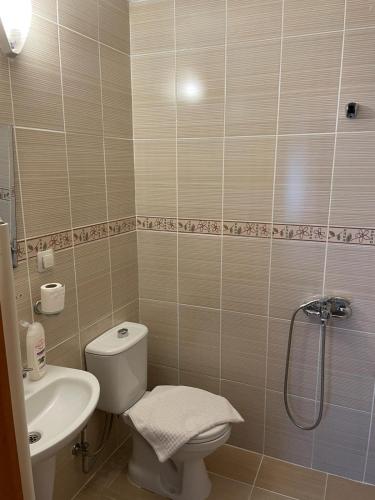 Ванная комната в abantgüneşpansiyon
