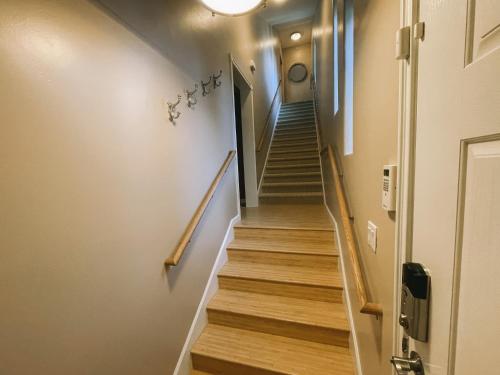 Φωτογραφία από το άλμπουμ του 2 min walk to beach! Large Home! Rooftop Deck! σε Oceano