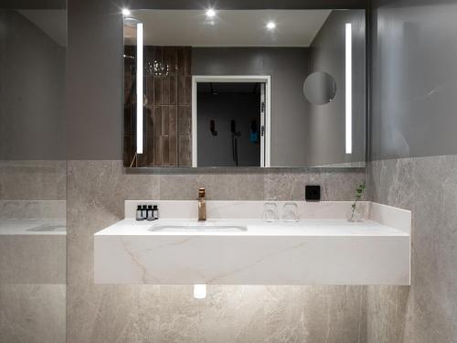 Elite Palace Hotel & Spa Image