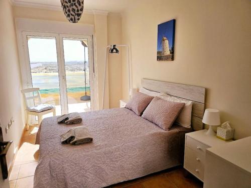 Appartement lumineux-vue mer. Refait à neuf 2023.
