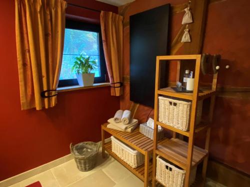 Fotografie z fotogalerie ubytování Chambre d'hôtes - Le Refuge de la Vallée v destinaci Érezée