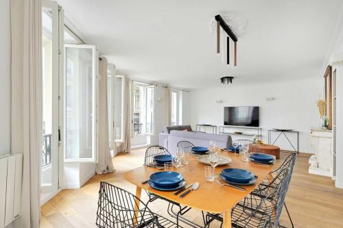 Renovated and modern 4BD for 12 guests