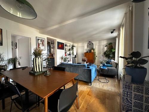 Charmant Appartement Parisien