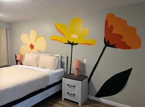 Wildflower Room 14 – Photos 3