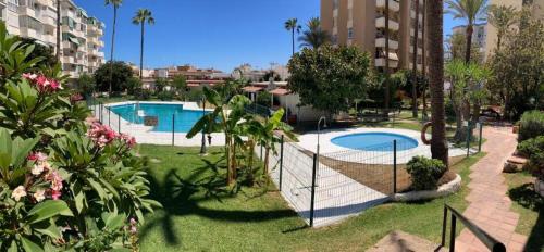 Apartamento Aloha Torres (La Carihuela) Torremolinos