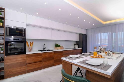Gallery image of Luksusowy apartament z podgrzewanym basenem i widokiem na morze in Trogir
