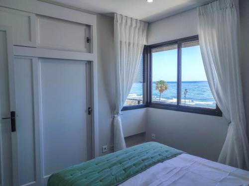 Precioso piso a orillas del mar en Fuengirola