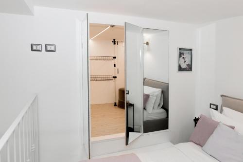 Fashion Loft Stylish Apartment near Duomo
