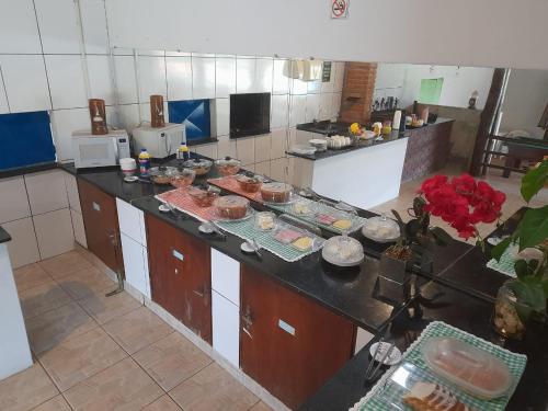 Dapur atau dapur kecil di Hotel Fazenda Recanto do Monte Alegre