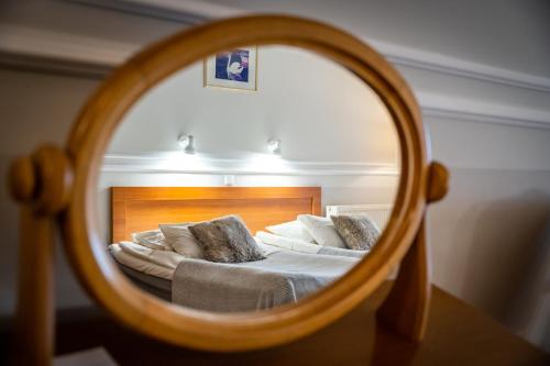 Postel nebo postele na pokoji v ubytování Hotel Solar Palace SPA & Wellness