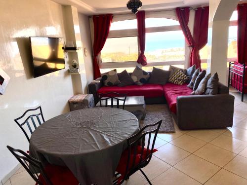 Et opholdsområde på Vue Mer Piscines Proche Plages Surf à Pied