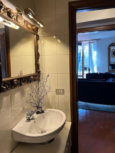 Ένα μπάνιο στο ☆Lovely view of Florence in Stilish Designed Apt☆