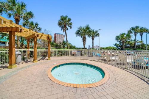 Pelican Beach Resort by Colasan photo 59