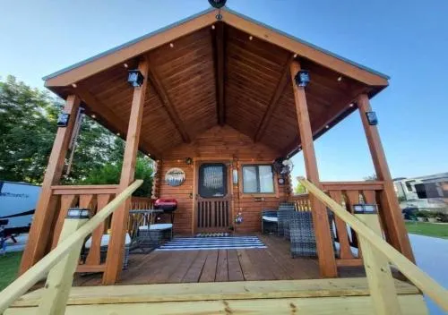 Picturesque Family Cabin with Loft in Tennessee photo 1