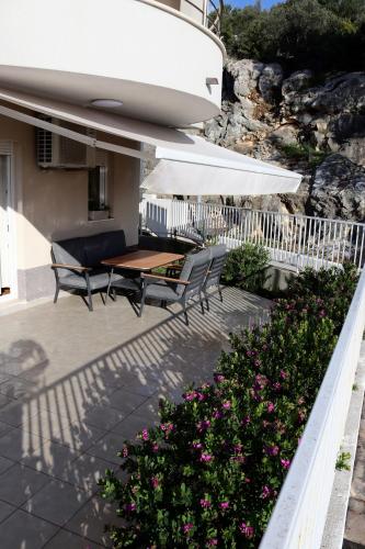 Aurora Luxury Apartment