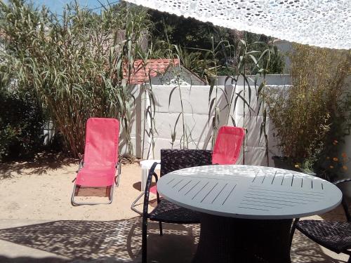 Maison La Tranche-sur-Mer, 4 pièces, 6 personnes - FR-1-22-305