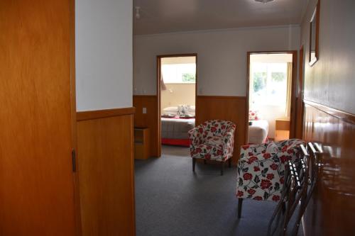 Χώρος καθιστικού στο Roxburgh Motels