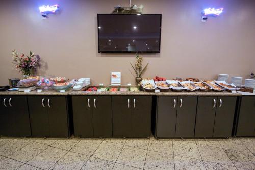 Φαγητό σε αυτό το ξενοδοχείο ή κάπου εκεί κοντά